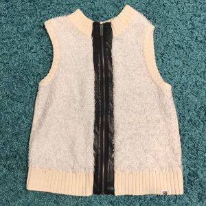 Fluffy cream ROXY vest